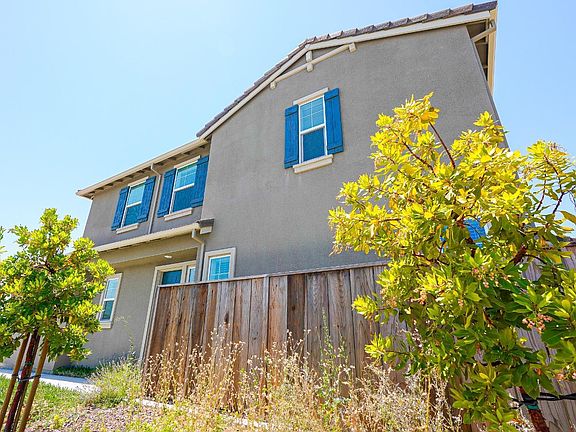 3rd image of 1344 Horizon Cir