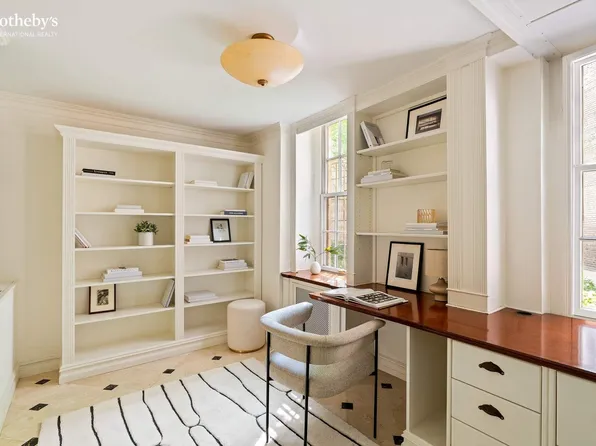 173 Riverside Drive image 8 of 22