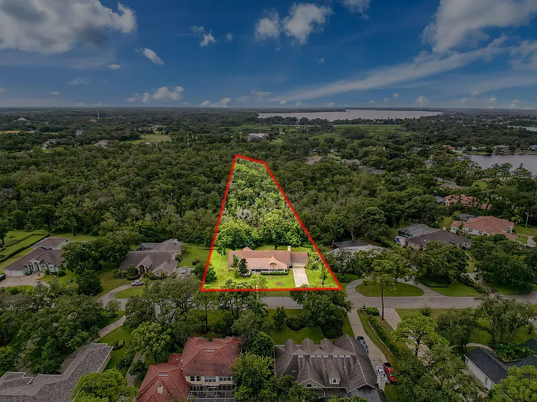 1055 Riverside Ridge Rd — Photo 10