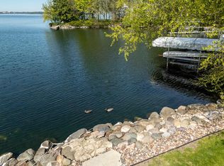 3 Cambridge Rd, Madison, WI 53704