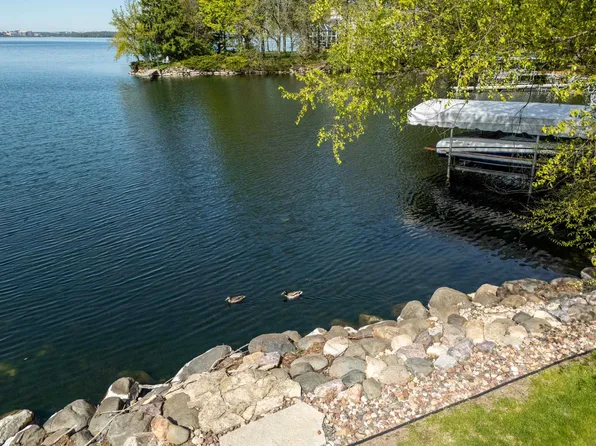 3 Cambridge Rd, Madison, WI 53704