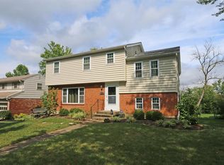 69 Handel Ln, Cincinnati, OH 45218