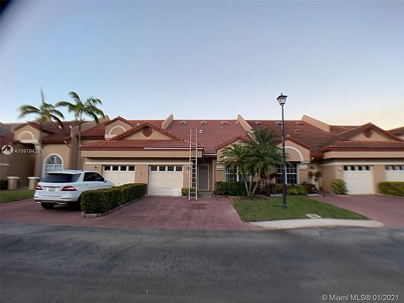 2nd image of 9737 Malvern Dr #9737