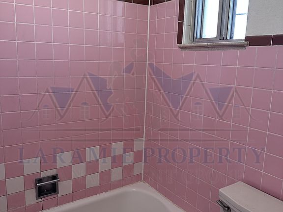 5th image of 165 N 3rd St #39