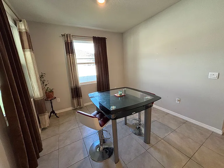 8288 SW 59th Ave — Photo 11