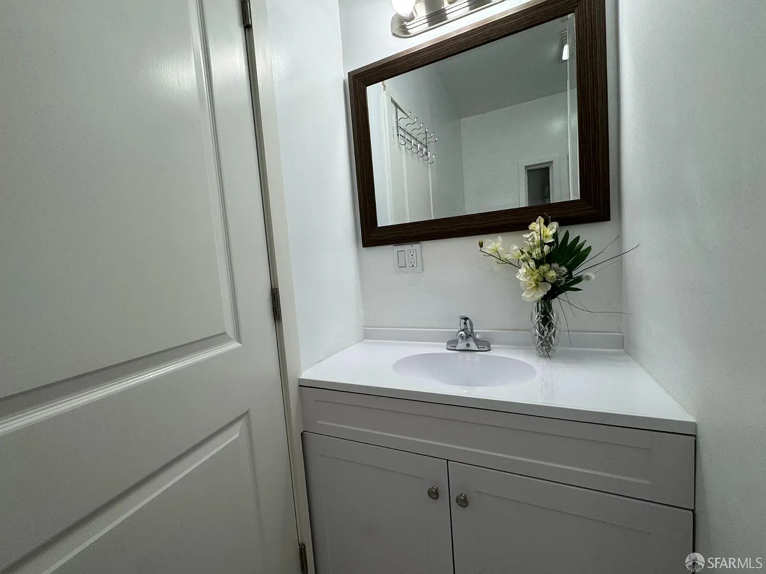 2719 Hyde St - Photo 7