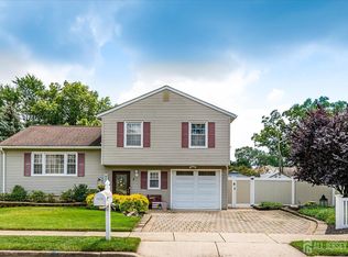 2 Patricia Ave, Edison, NJ