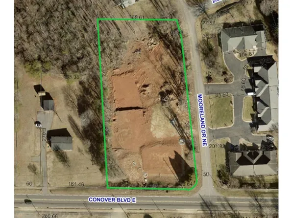 103 Mooreland Dr NE, Conover, NC 28613