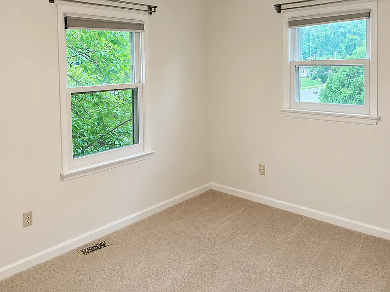 5 Dennison Pl — Photo 50