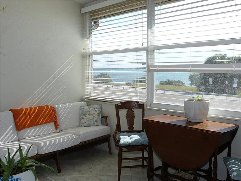 2 Causeway Blvd #206 — Photo 22