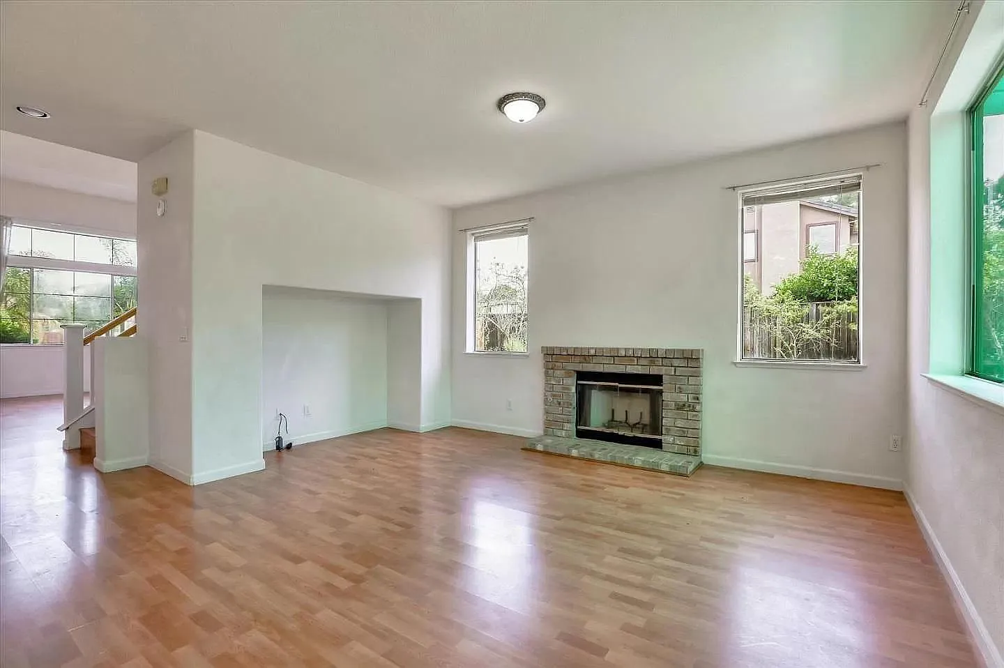 3815 Twin Falls Ct — Photo 3