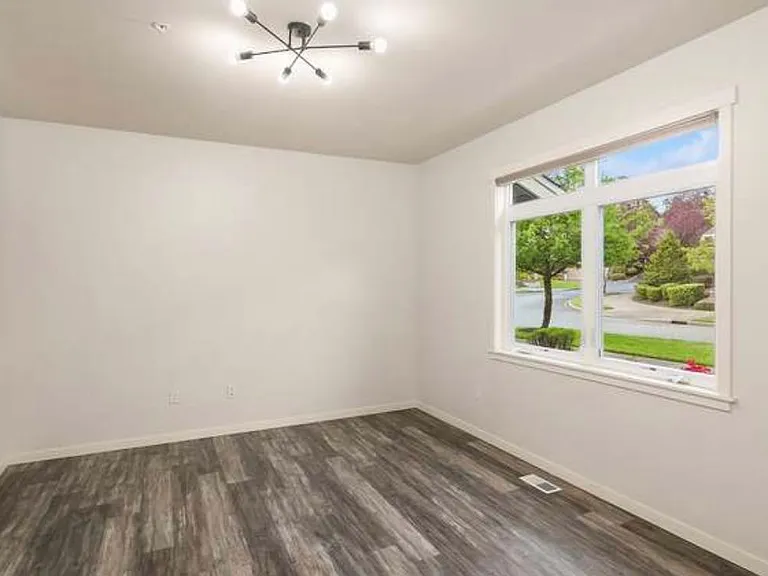 35225 SE Sequoia Pl — Photo 5