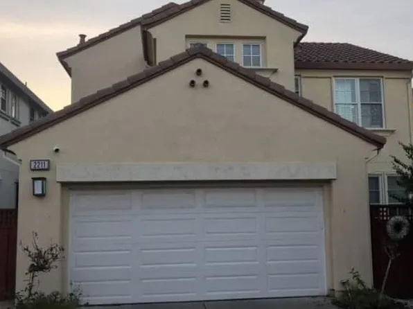 2211 Fulton Ln, Alameda, CA 94501
