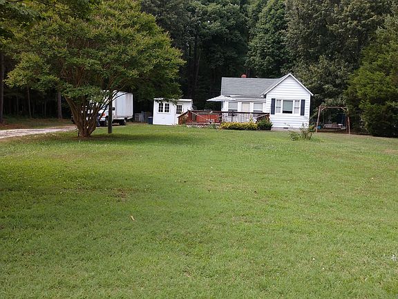 2nd image of 516 Potomac Dr