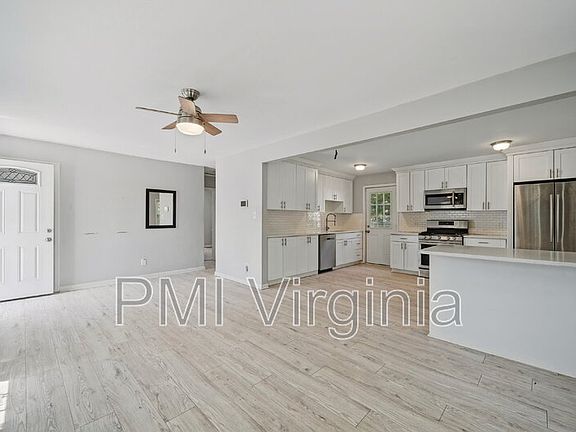 4th image of 9 Laurel Dr