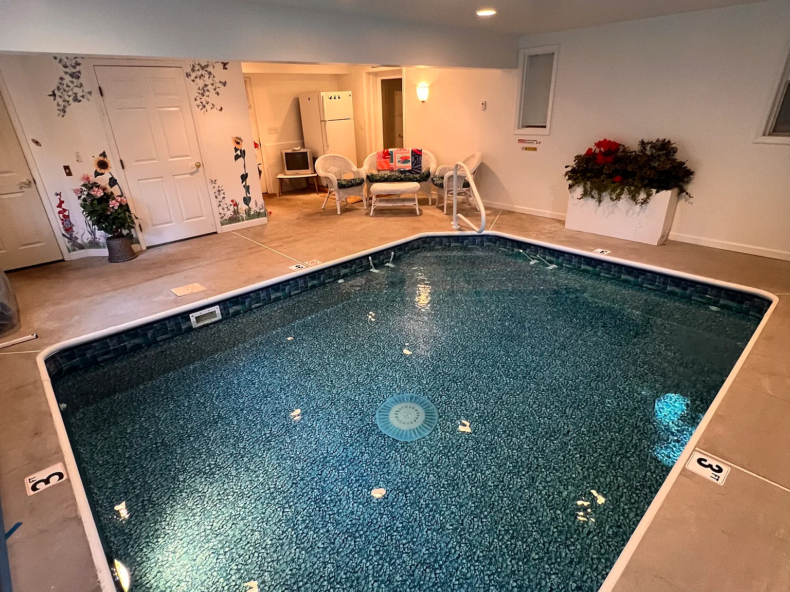 4 bed, 3840 sqft, $4,500 — Photo 1