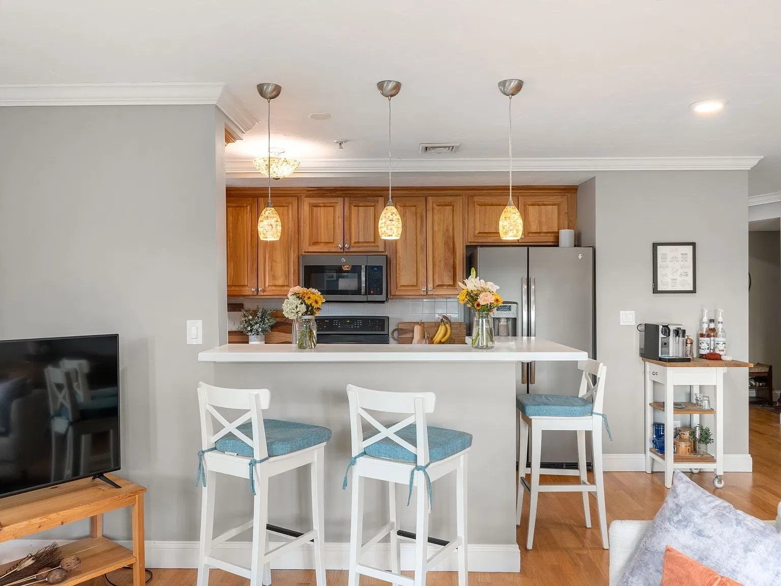 2 bed, 1370 sqft, $3,100 — Photo 1