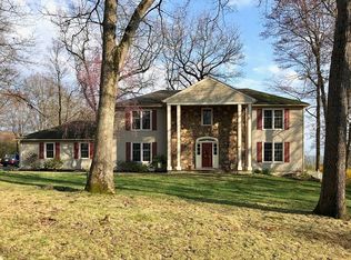 500 Lannon Ln, Glen Gardner, NJ
