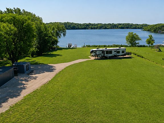 3rd image of 25935 Nordic Point Dr