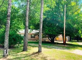 821 S Burkett Rd, Lake City, MI 49651