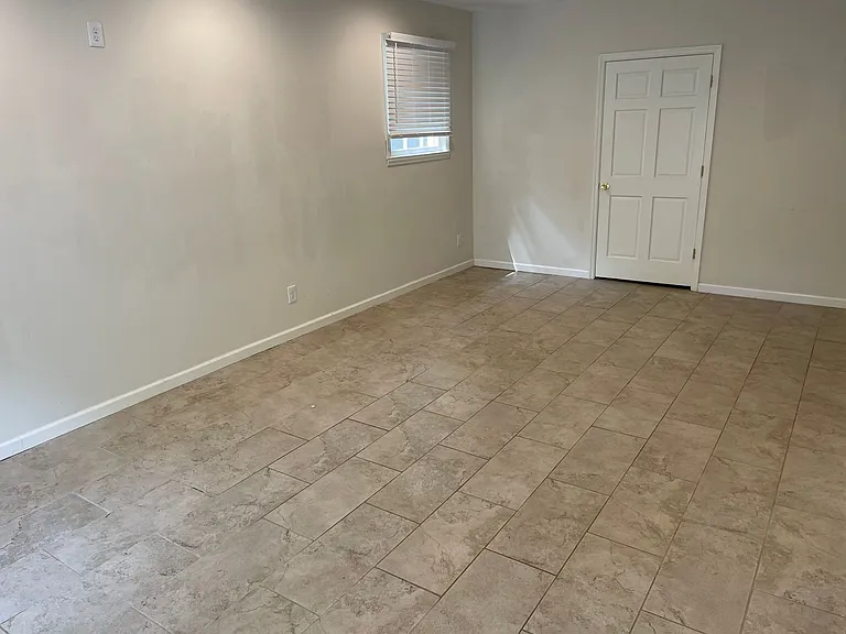 607 Floral St — Photo 5