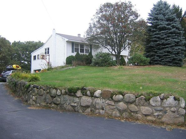 7 Decary Rd