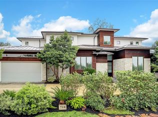 718 Bunker Hill Rd, Houston, TX 77024