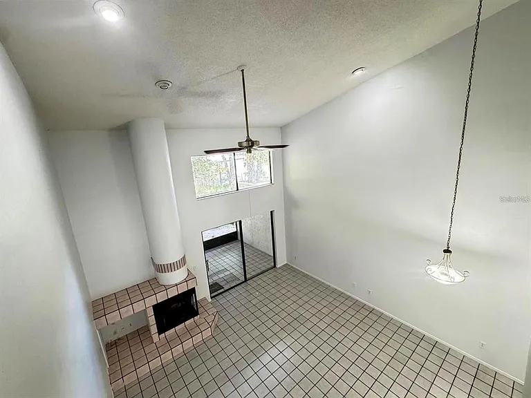 497 Club Dr — Photo 13
