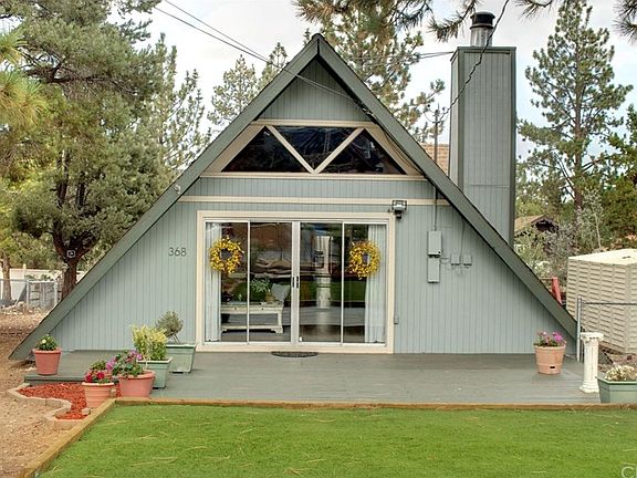 3rd image of 368 Downey Dr