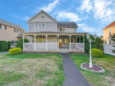 174 Constitution Ave, Jessup, PA, 18434