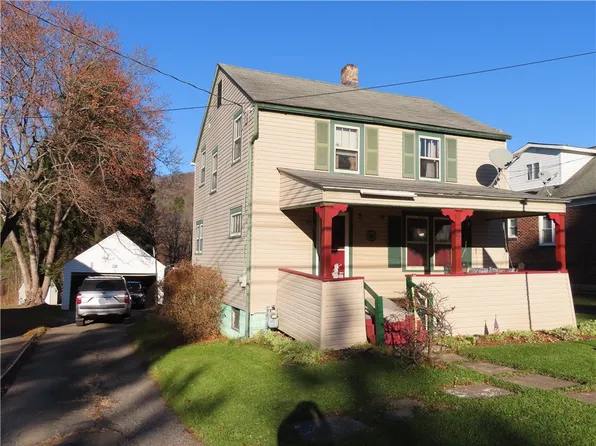 87 Derrick Rd, Bradford, PA 16701