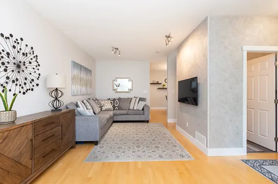 2733 Parkway Dr #1 — Photo 7