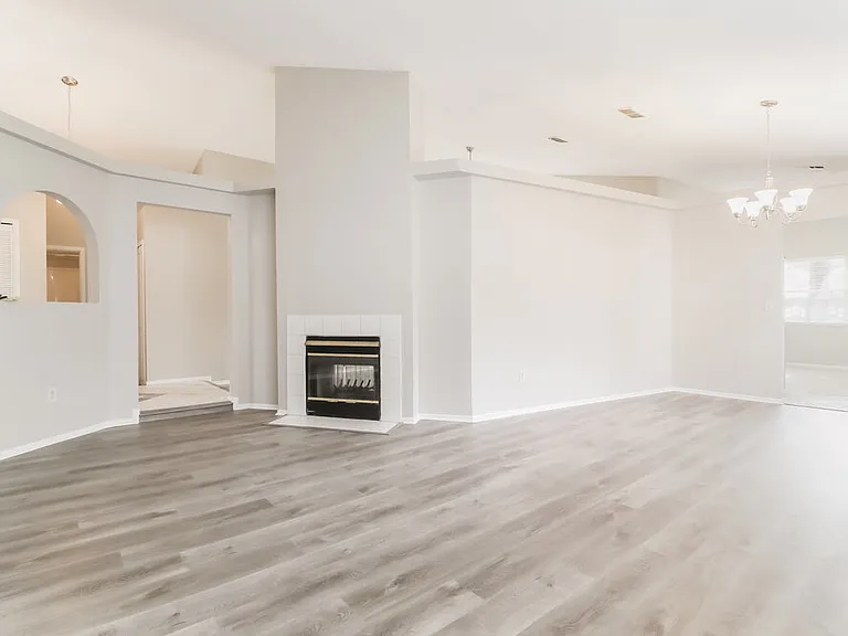 1005 Brielle Ave — Photo 5