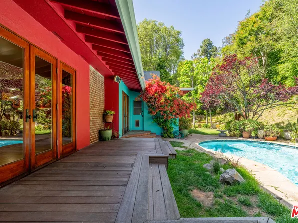2524 Laurel Pass, Los Angeles, CA 90046