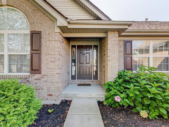 3rd image of 4112 Ironledge Ct