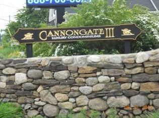 122 Cannongate Rd, Nashua, NH 03063