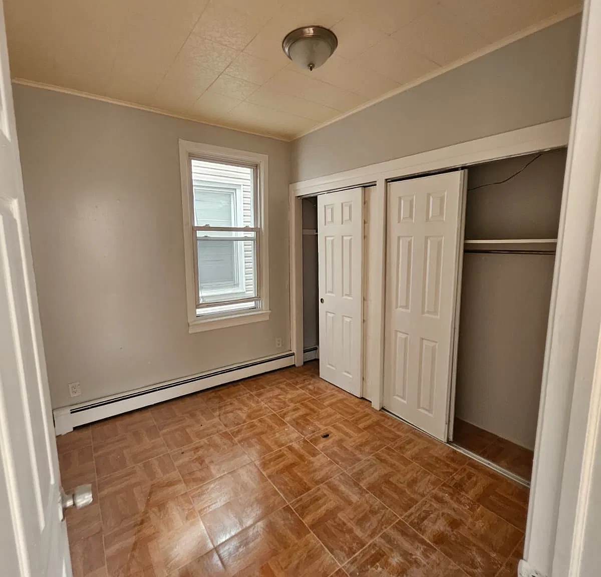 2 bed, 800 sqft, $2,500 — Photo 2