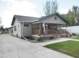 823 N 7th St, Osage, IA 50461