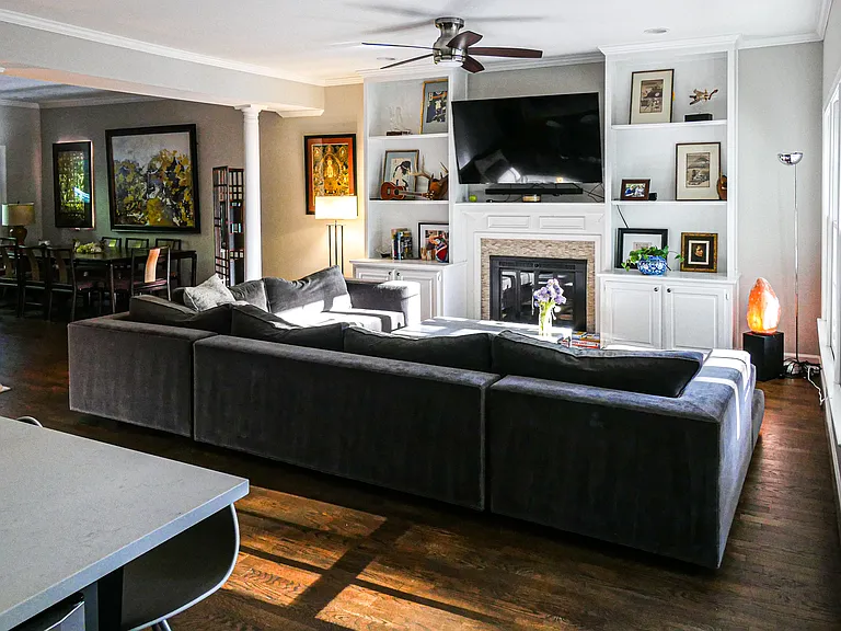 635 Harold Ave NE — Photo 6