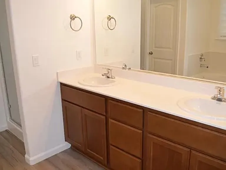 4450 Lacy Ln — Photo 18