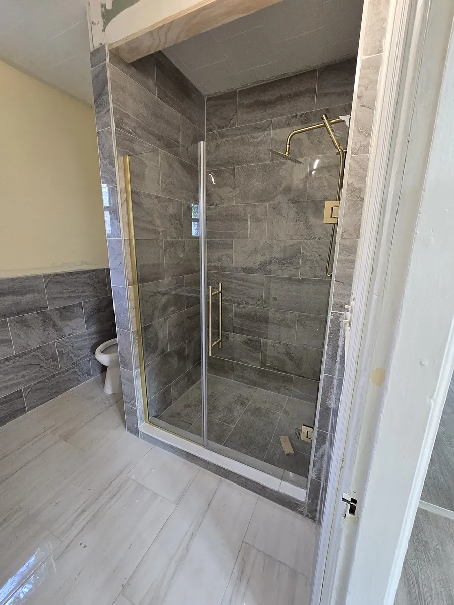 Bathroom shower - 541 5th Ave #2
