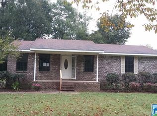 940 19th St, Calera, AL 35040