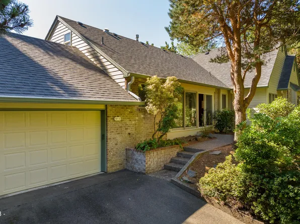 1636 NE Regatta Way, Lincoln City, OR 97367