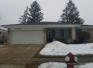 14427 Dresden Dr, Sterling Heights, MI 48312
