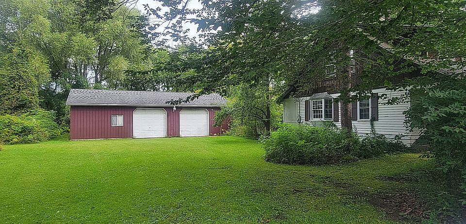 Picture from the driveway