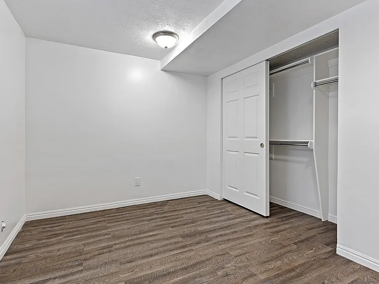 1806 N 350 W — Photo 7