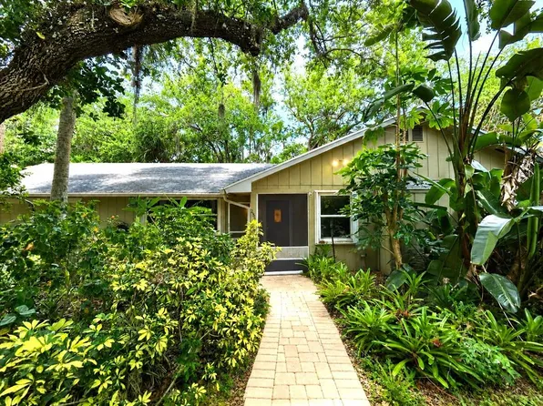 255 SW Salerno Rd, Stuart, FL 34997