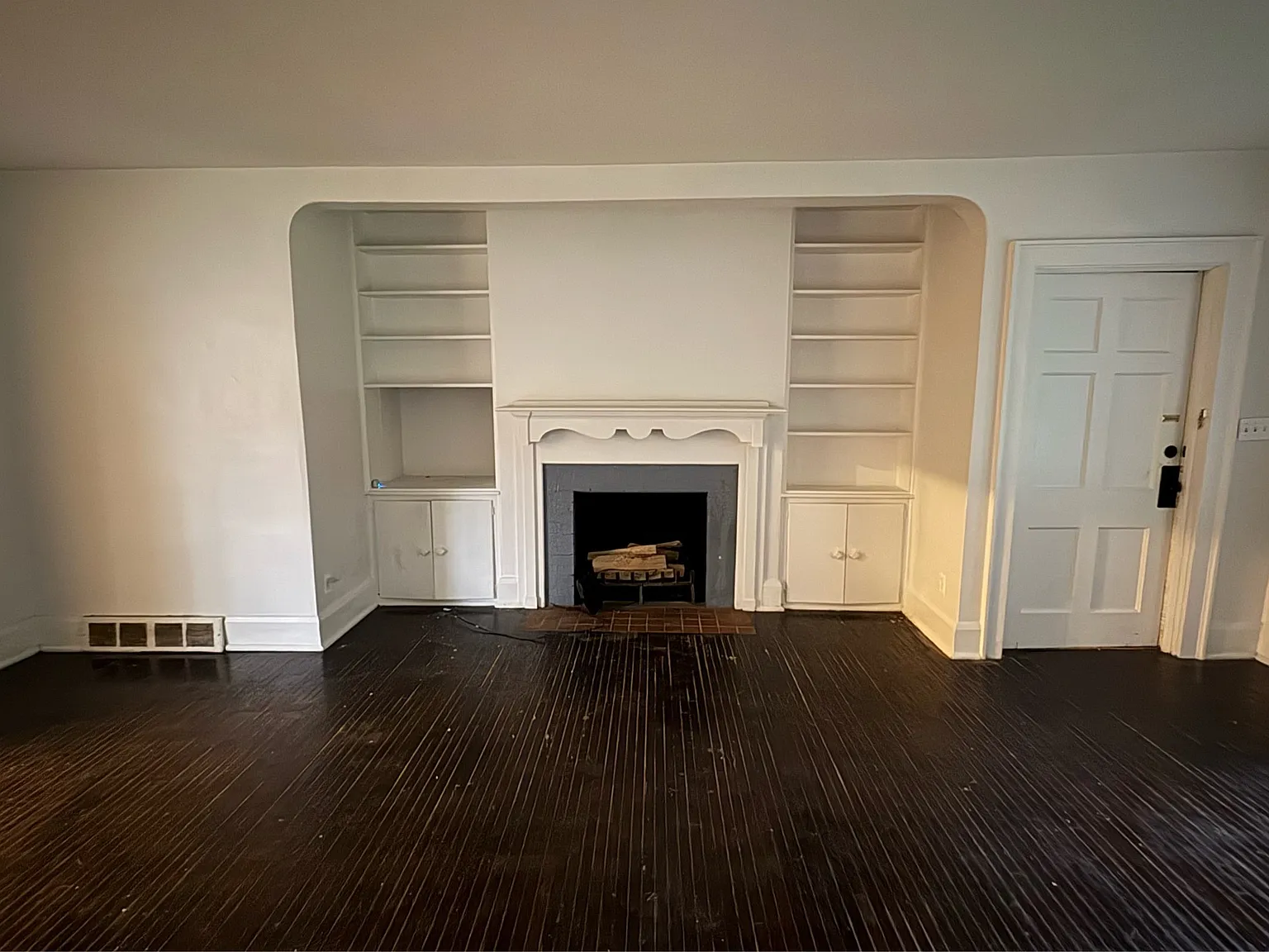 3037 Algonquin Parkway - 1 — Photo 2