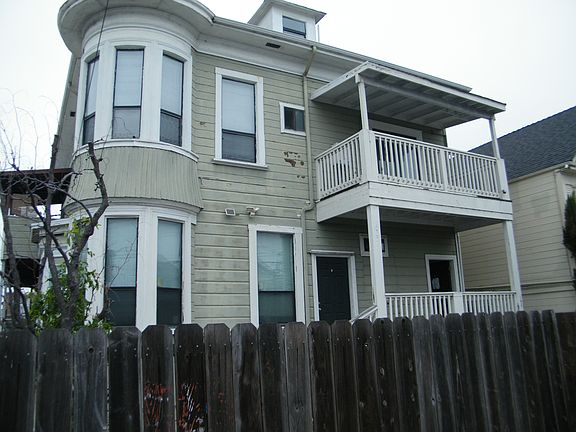 5th image of 1005 5th Ave #L