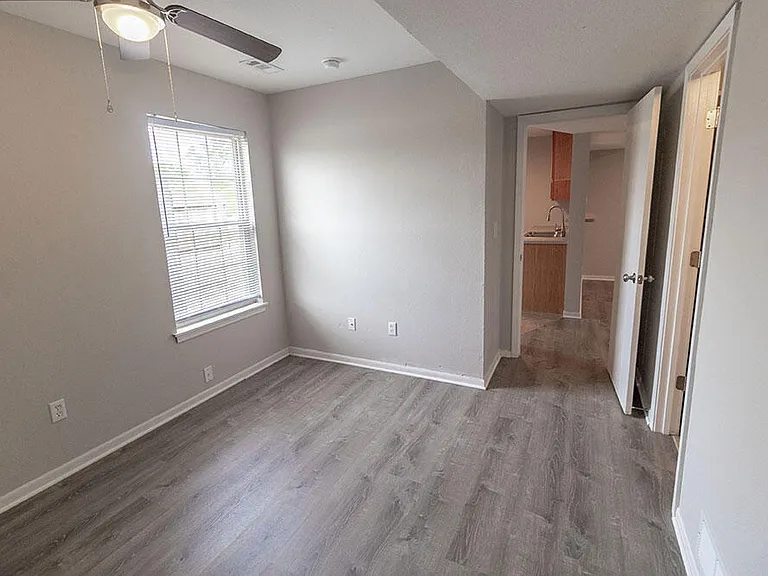 5211 Currituck Ln — Photo 14